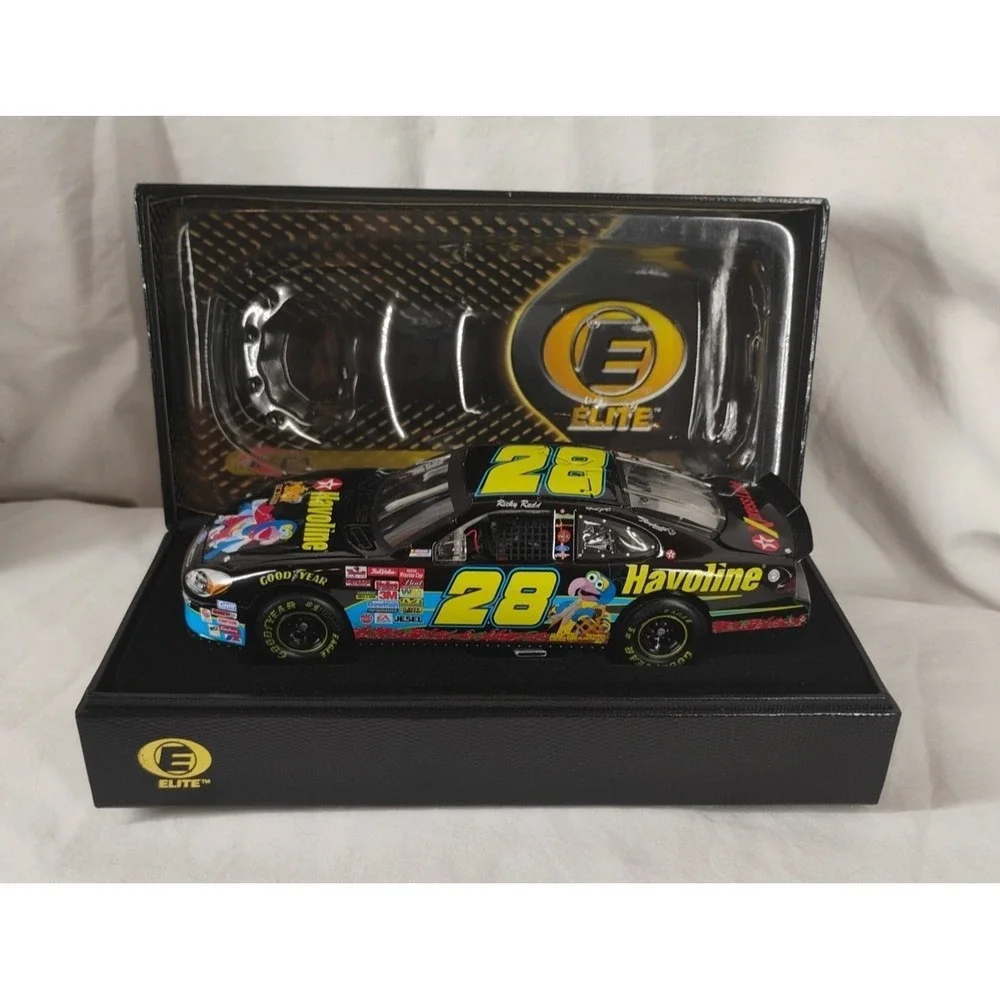 Elite RCCA Ricky Rudd 1:24 28 Havoline 25th Anniversary Muppets Car 206/804 FLAW